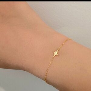 925 Sterling Silver North Star Bracelet, 14K Gold
Celestial Bracelet ✨